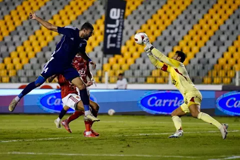 ظهور تريزيجيه والعجوز ومهارة ألفينا.. لقطات من مباريات الجولة السادسة للدوري (صور)